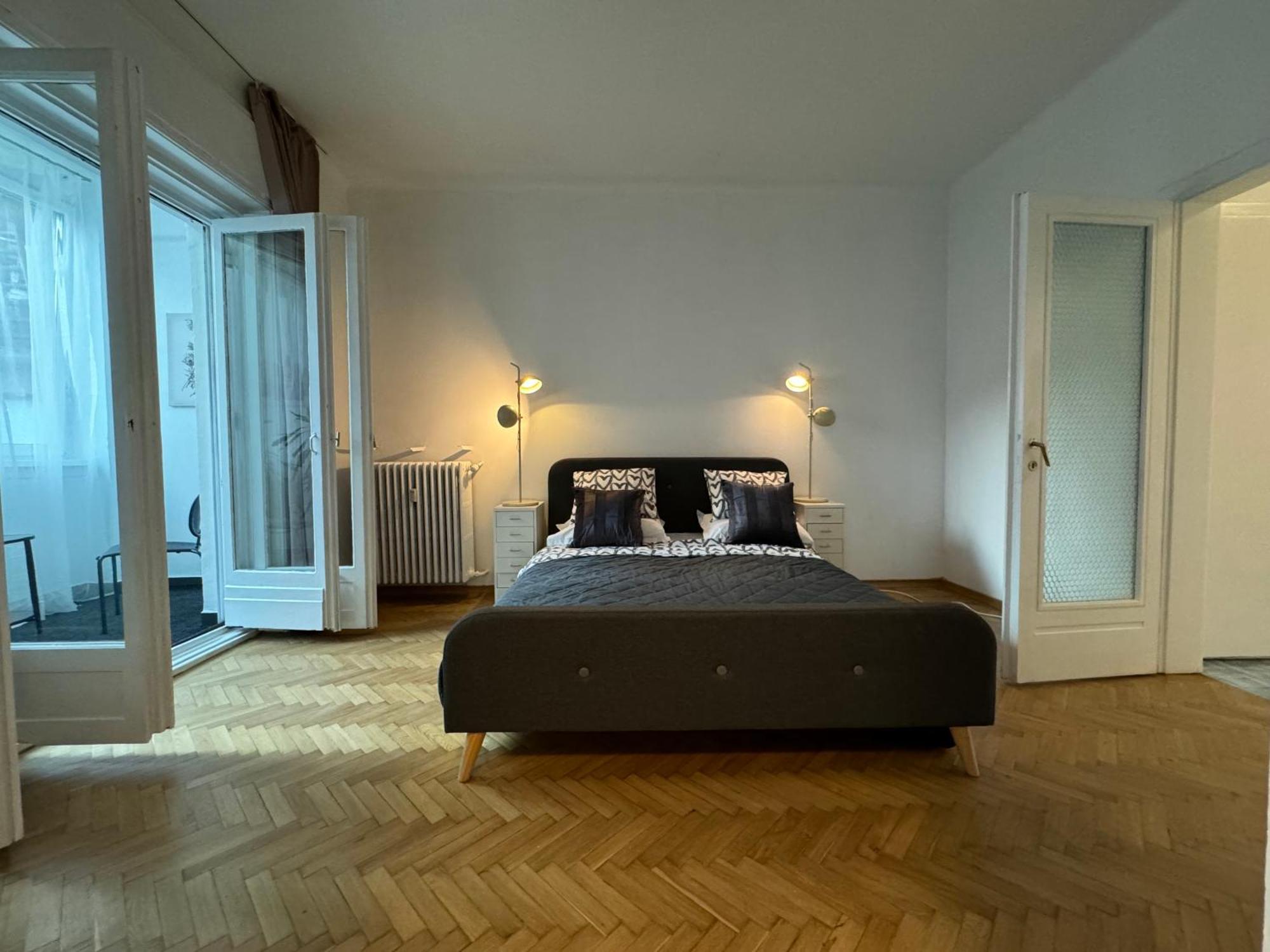 Airy & Beautiful Downtown Apartment Bukurešť Exteriér fotografie
