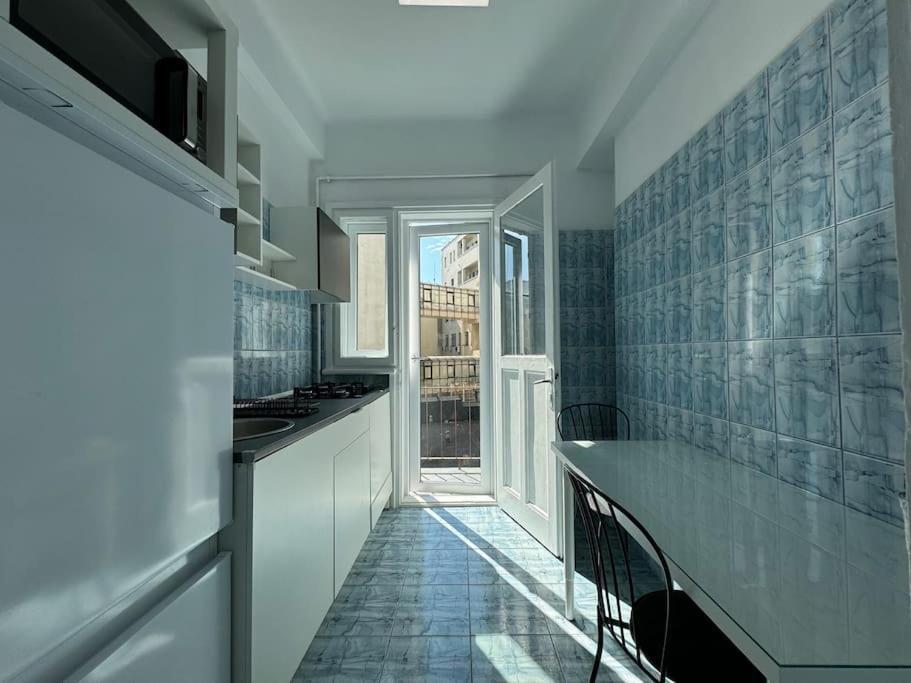 Airy & Beautiful Downtown Apartment Bukurešť Exteriér fotografie